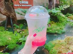 -Chom Cafe and Restaurant