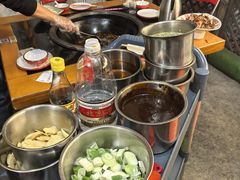 -刘淑芬·活鱼铁锅炖(北京首店)