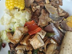 -唐拉雅秀酒店-西锦汇空中BBQ·思创餐厅