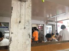 -张阿三馄饨店