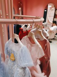 -奈尔宝家庭中心·亲子餐厅(北京东坝万达店)