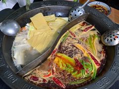 -重庆故事姊妹老火锅(财经学院店)