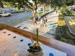 -野草莓自由市场