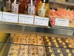 -85度C(生甜甜圈研究工坊·上海平凉店)