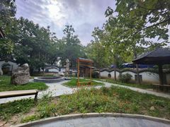 -稻香湖景欢乐岛温泉城堡