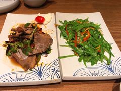 -云海肴·汽锅鸡·云南菜(天山百盛优客店)