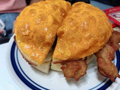芝士猪扒菠萝包-華人 華星冰室(氹仔 店)