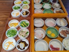 -良米山·云南野生菌过桥米线(上海首店)