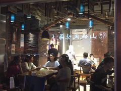 排队-马杰金城马爷牛奶鸡蛋醪糟·清真(正宁路店)