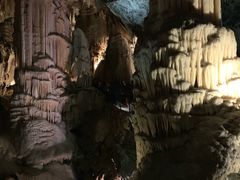 -波斯托伊纳溶洞