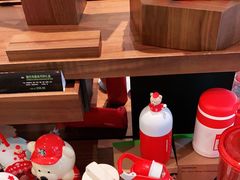 零售区-星巴克臻选(广州沙面店)