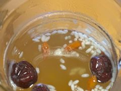 热啤酒-拈签一笑黄牛肉辣卤串串