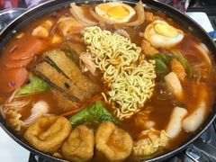 韩式猪排火锅-欧巴来了韩式料理