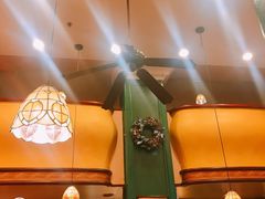-玛格萝妮比萨屋(四平店)
