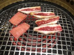 -肉魁屋·烧肉·烧鸟·酒场(高新店)