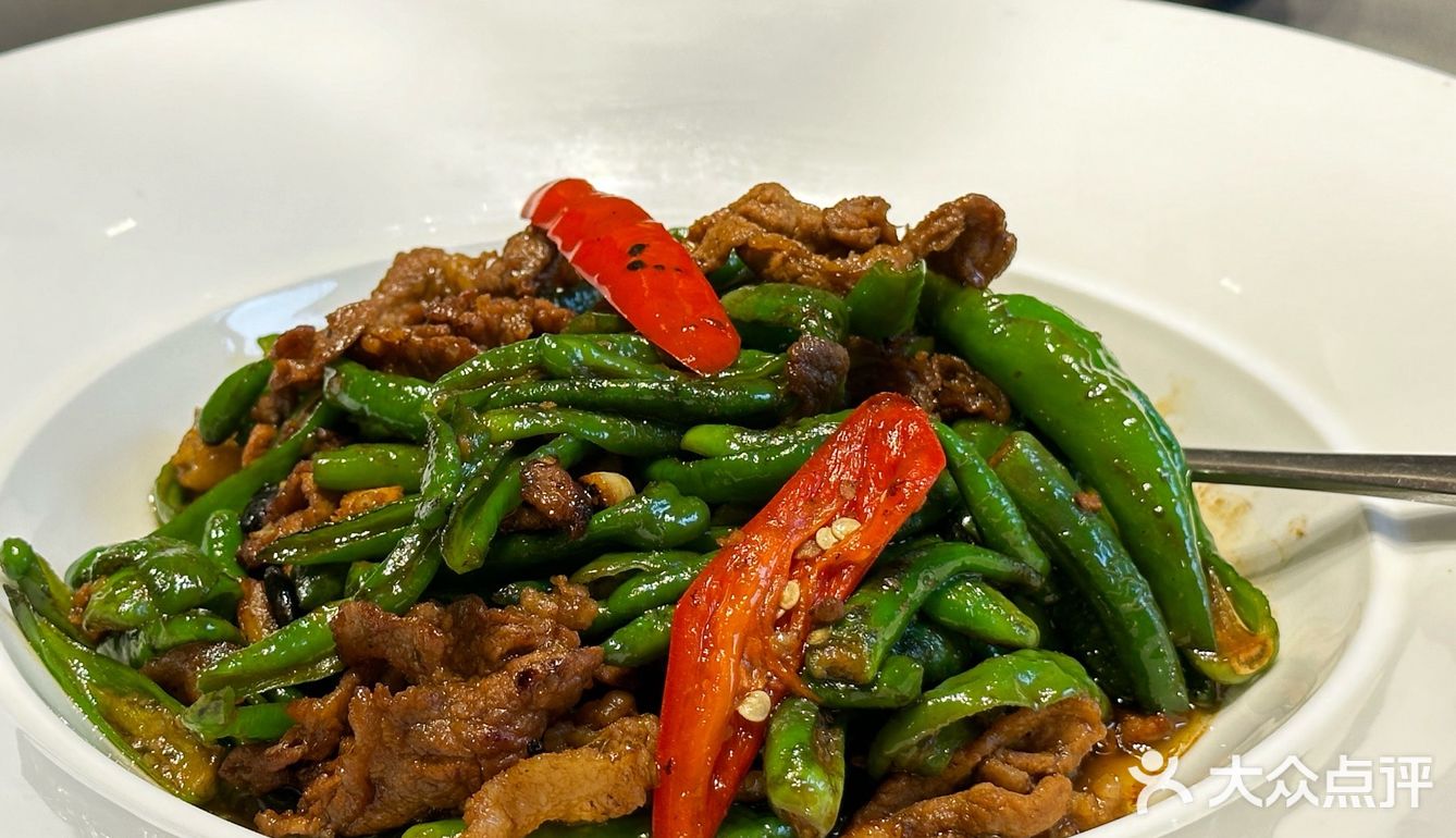 品鉴午间美味佳肴