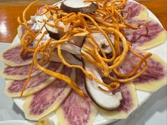 杂菌七彩土豆拼盘-藏味八珍特色火锅