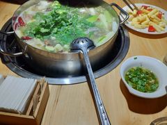 -大众跷脚牛肉馆·非遗传承单位(峨眉山店)