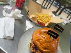 -shark burger·鲨鱼汉堡(交子大道店)