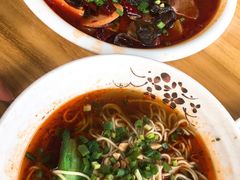 -八一好吃街·高品美食广场