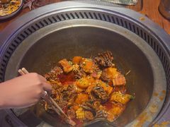 -山河屯铁锅炖(哈西站店)