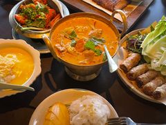 -大头虾越式风味餐厅(光明广场店)
