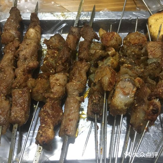 龙成第六烧烤(望海路店)