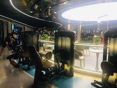 -懒人Club健身(卓越时代广场店)
