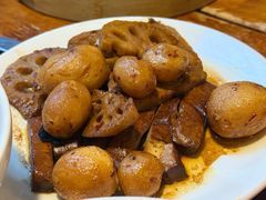 -老鼎万春卤菜(五代传承创始老店)