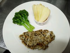 -WOLFGANG PUCK KITCHEN & BAR(迪士尼小镇店)