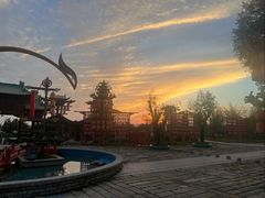 -雪山彩虹谷景区