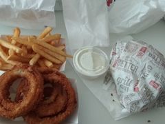-The Habit Burger Grill 哈比特汉堡(爱琴海店)