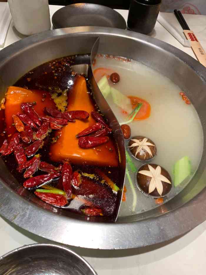 八筒火锅(黄浦路店)-"心心念的八筒火锅92今天中午安排上啦![.