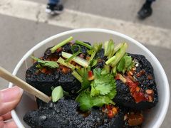 -黑色经典臭豆腐·湖南特产(步行街店)