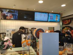 -CoCo都可(湖滨银泰店B区店)