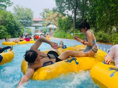 -欢乐水魔方水世界