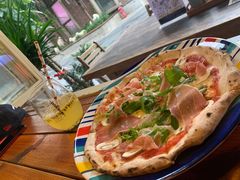 -Gather pizza