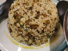 酸菜炒饭-蛙蛙叫干锅年代(簋街总店)
