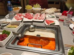 -海底捞火锅鲜切牛肉主题店(长寿路店)
