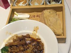 -鹊华居·地道鲁菜·海鲜·融合味(大明湖店)