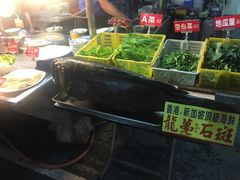 -六合夜市