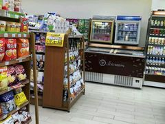 -全家便利店(银翔路店)
