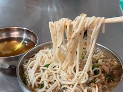 -正宗杨记普洱酸醋米线(总店)