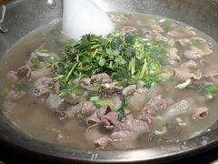 -大众跷脚牛肉馆·非遗传承单位(峨眉山店)