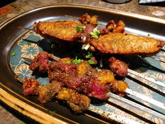 -沪小二炭火蛙锅(淮海中路美食不夜城店)