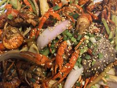 -乡土黄·鲜牛肉火锅·小龙虾(兴业街店)