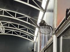 -洛克公园·篮球·足球·羽毛球(莘庄店)