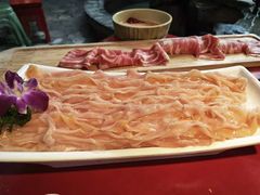 -二荆条·蜀鲜汇城市森林火锅
