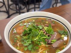 -小马牛肉面·牛骨熬制(南京博物院店)