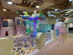 -多多淘儿童体验中心(重庆来福士店)